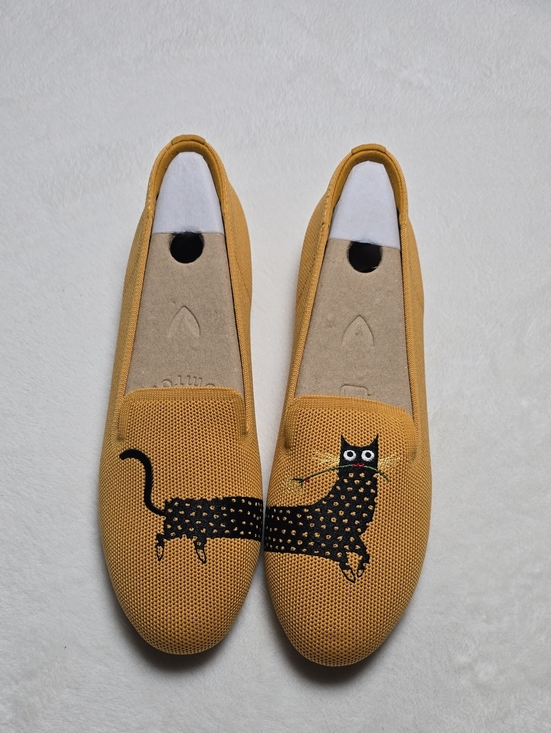 Vivaia Shoes - Vivaia Audrey Mustard Yellow Cat Print Slip-On Loafers Size 9.5 Nwb